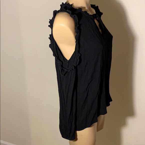 Cold Shoulder Ruffle Top - Picture 2 of 3